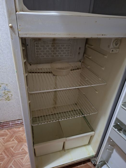 Холодильник в рабочем состоянии
