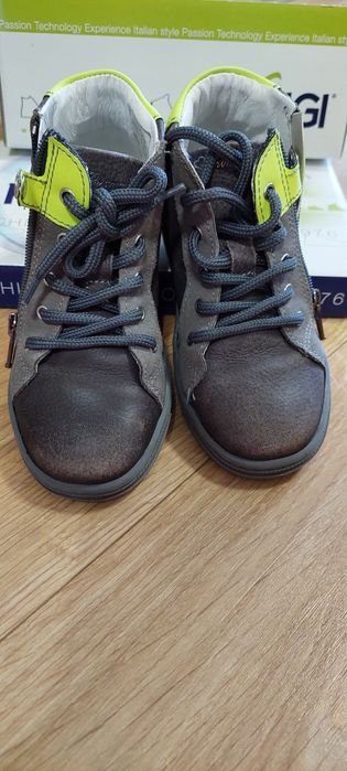 Есенно-пролетни боти Primigi