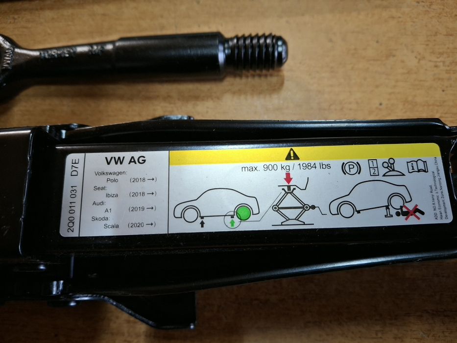 Cric cheie roti Vw Polo Audi A1 Ibiza 2012>