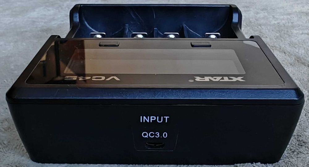 XTAR VC4S Charger - умно зарядно за Li‑ion / Ni‑MH акумулатори батериi