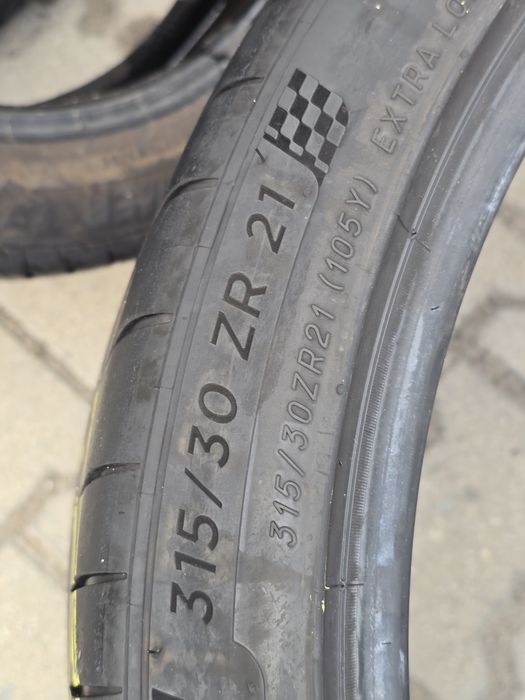 315 30 21 Michelin