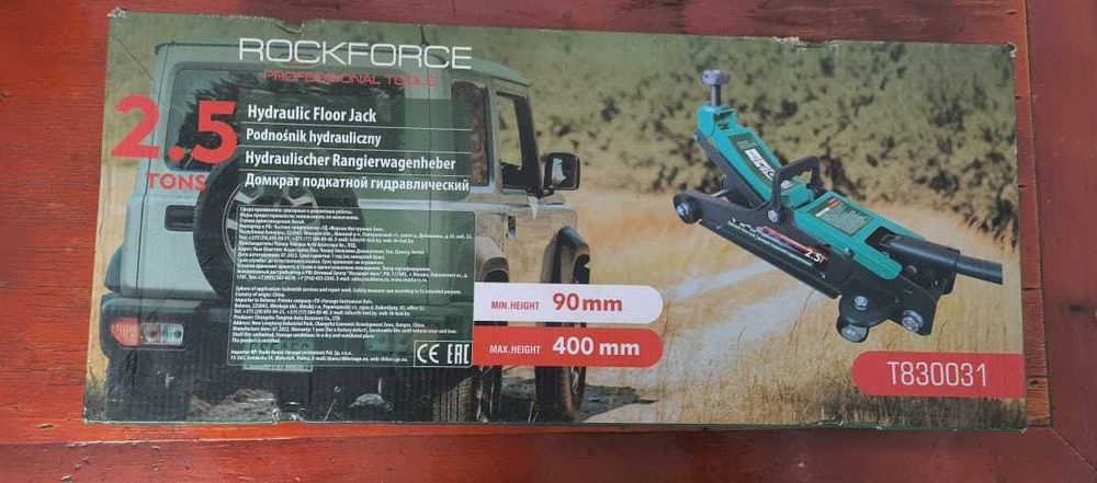 Новый ROCKFORCE домкрат подкатной T830031. Оригинал 2,5 т