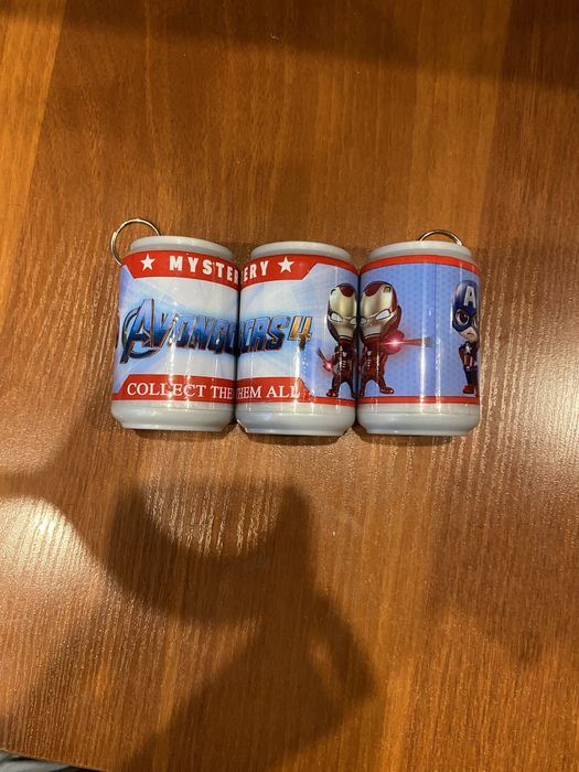 Брелки Марвел