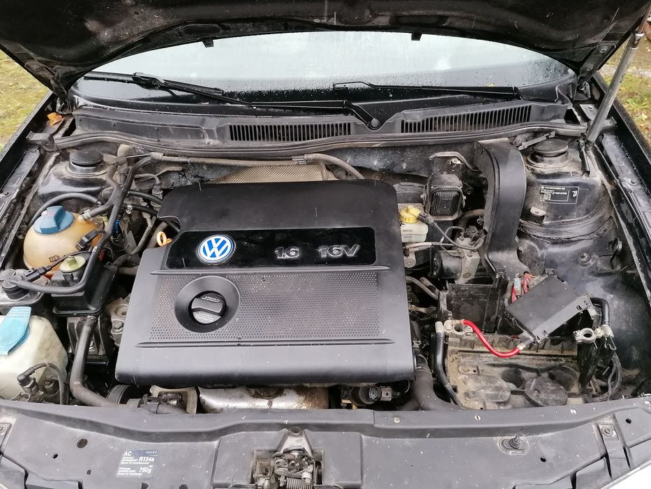 Golf 4. 1.6/ 105 комя 16v. на части