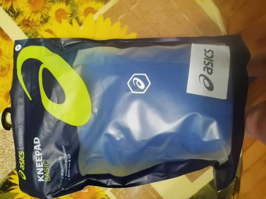 Наколенки за волейбол М размер