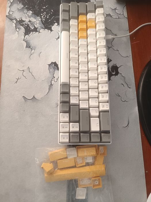 Продам клаву, в хорошем состоянии