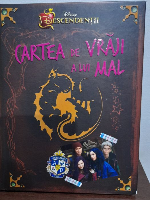 Set 3 cărți pentru primele lecturi ale micuțelor domnișoare.