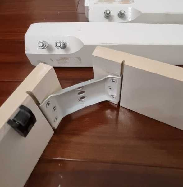 Стол для гостиной