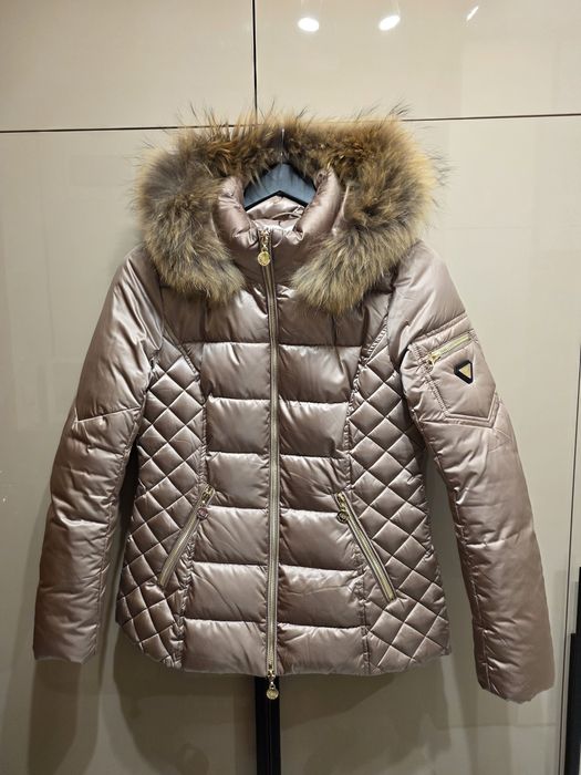 Стилно зимно дамско яке S размер