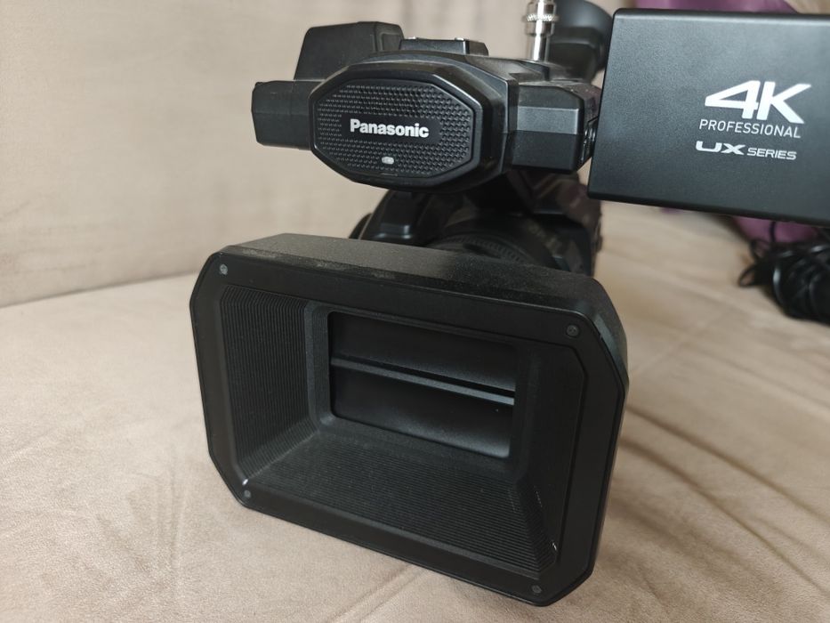 Panasonic AG UX 90 camera