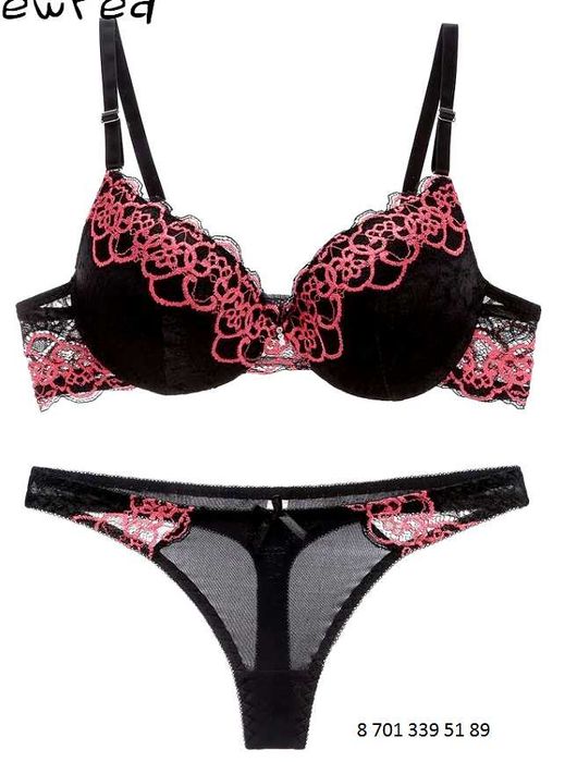 Комплект белья новый , размер 85/90 D - L/XL - 7500 тнг