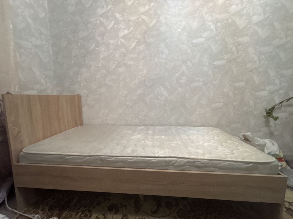 Кровать подростковая