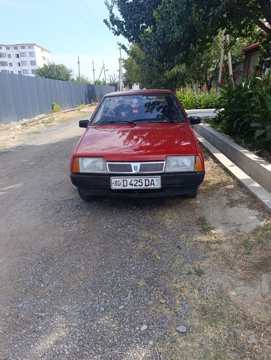 Lada vaz 21099 .