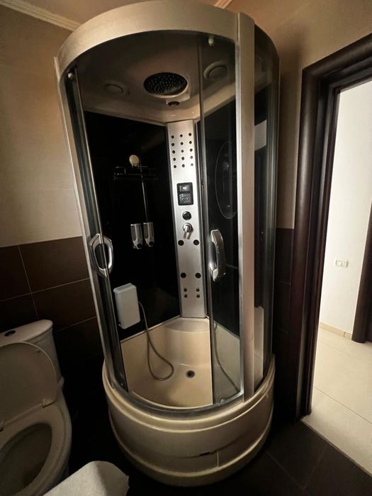 Inchiriez apartament zona Faleza Nord