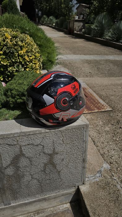 Пистова каска L52