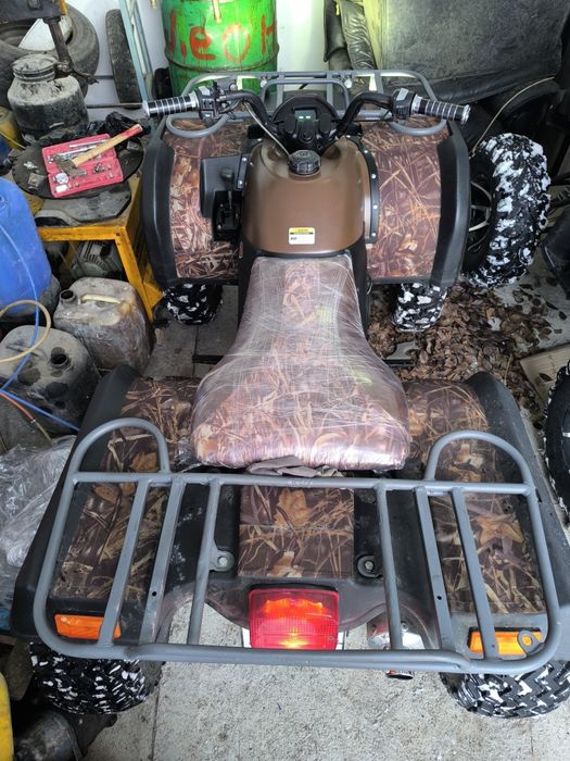 Квадроцикл в хорошем состоянии.Большой.