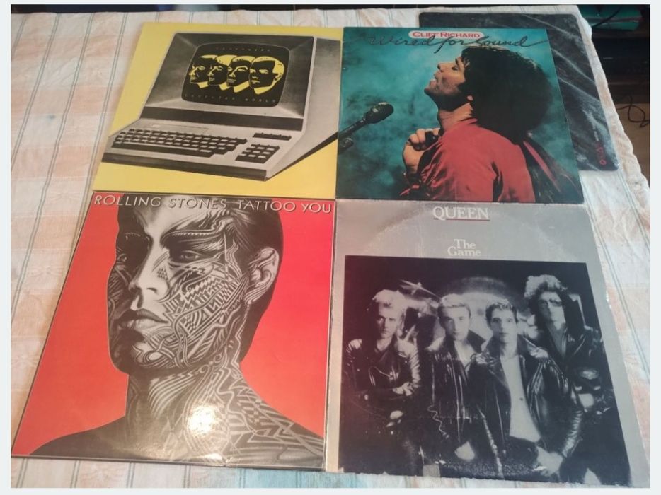 ""Viniluri de colecție straine""""