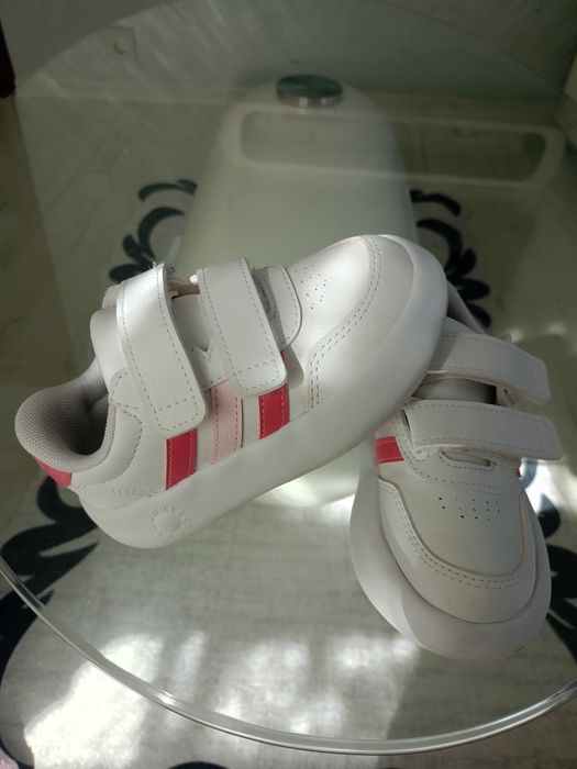 Маратонки Adidas