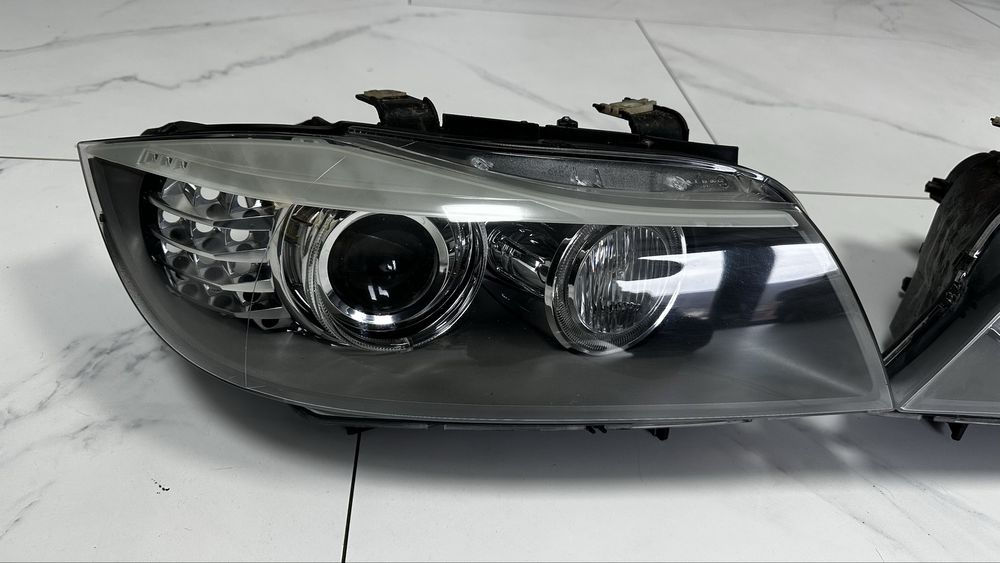 Vand Far/Faruri xenon adaptiv Bmw e90 LCI
