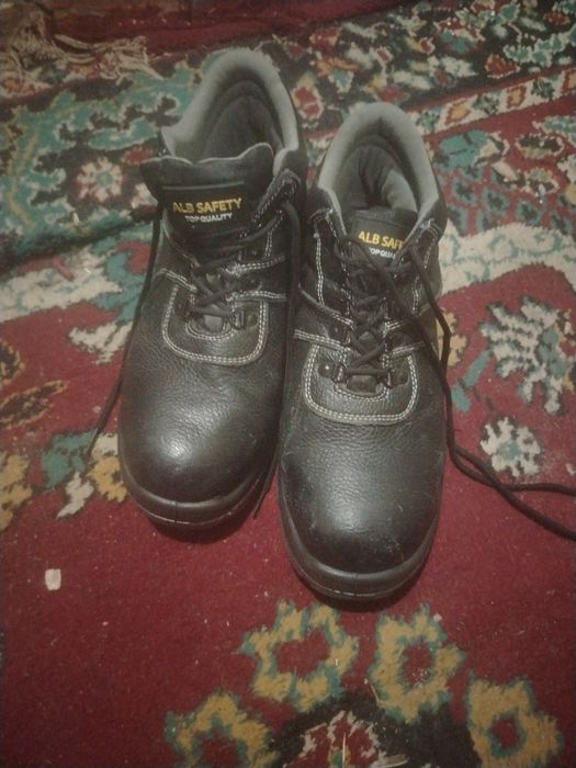 Ботинки рабочие хорошие