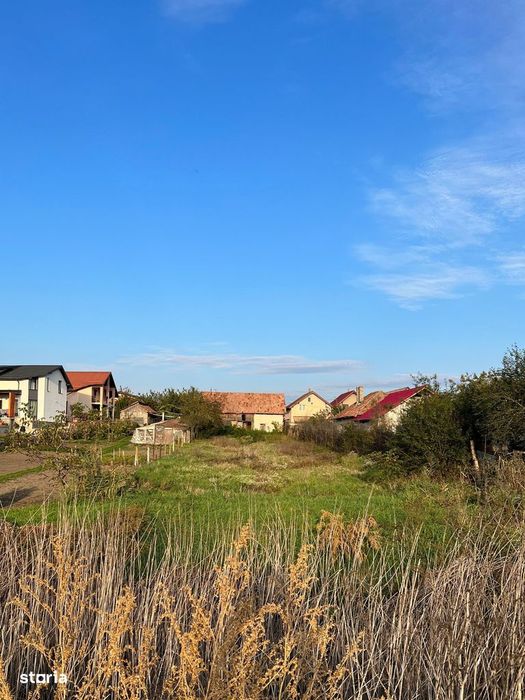 Vand casa in Apahida, zona Centrala, ideal investitie!