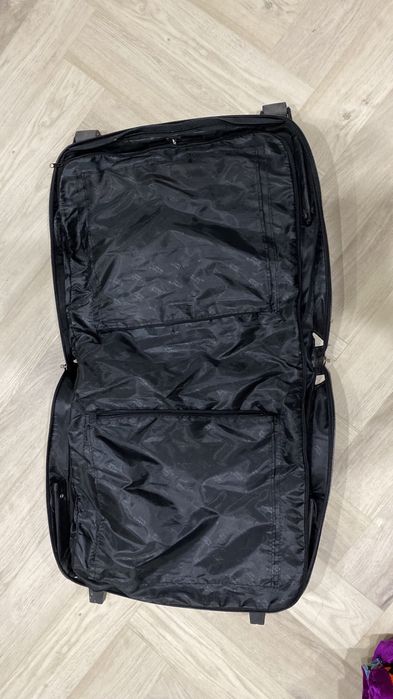 Дорожная кожаная сумка