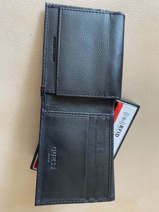 Portofel Guess pentru barbati