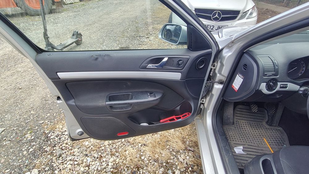 Piese motor Bls cutie kit ambreaj compresor ac ușa capota kit pornire modul abs chedere stop etrier kit pornire dpf geam scaune Skoda Octavia 2 1.9bls