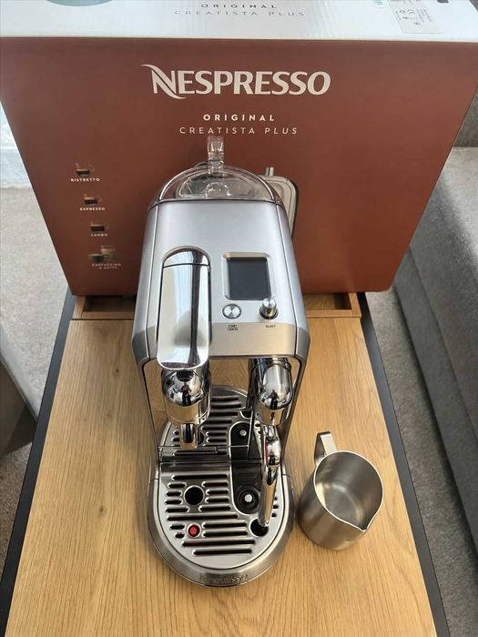 Nespresso Espressor Creatista Plus - NOU - Garantie