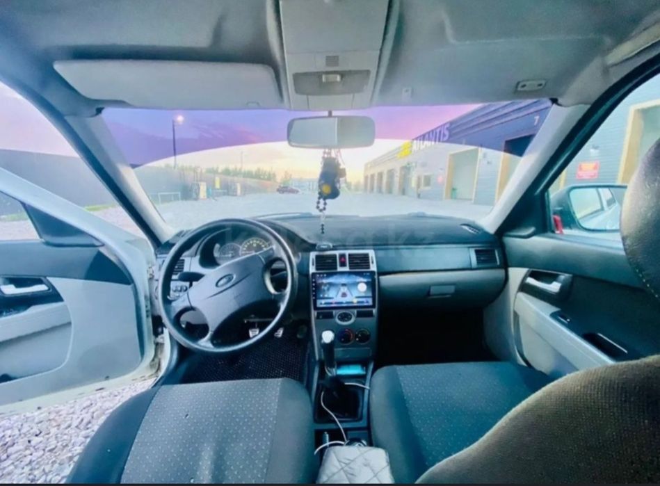 Продам   Priora:2011