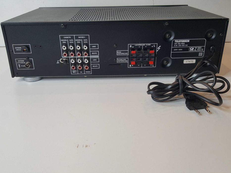 Amplificator Telefunken HR 780RDS Defect