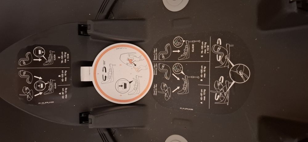 Cybex Cloud T I-Size и база T 360°