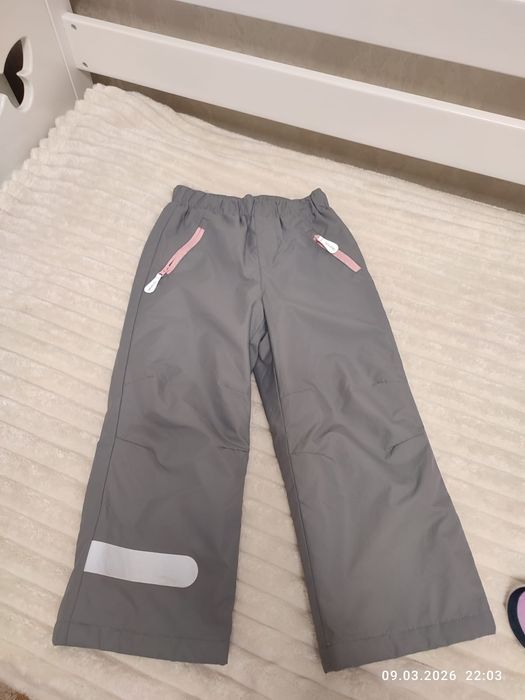 Продам демисезонный костюм