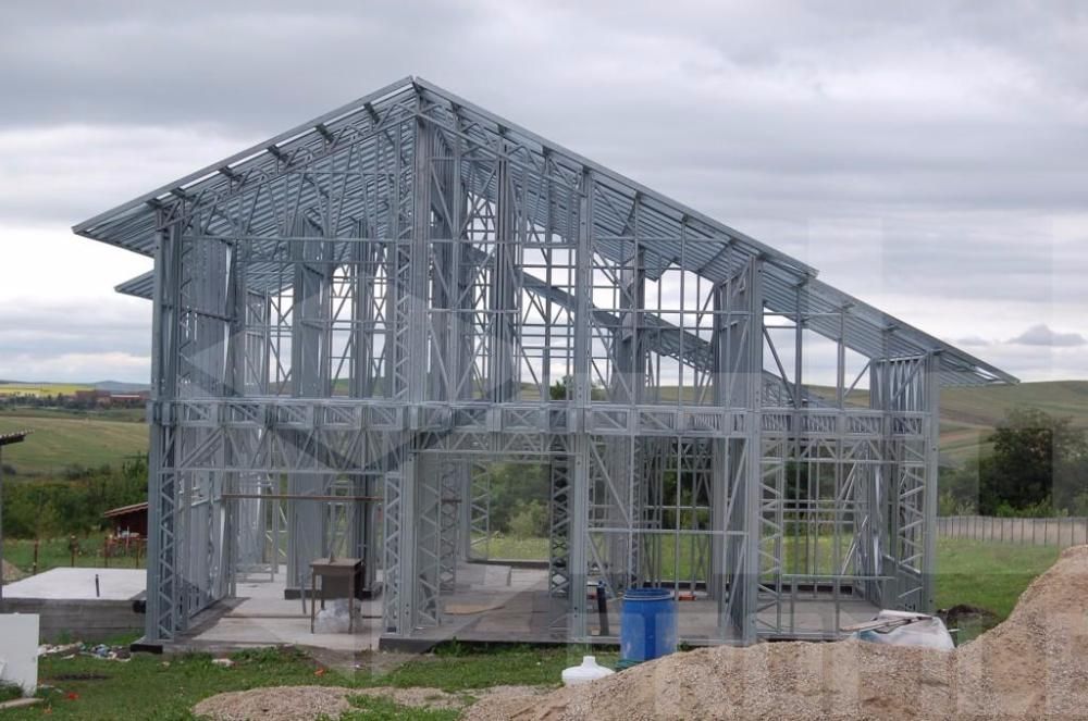 Structura metalica pentru casa de 70 mp de la 9800 euro+TVA