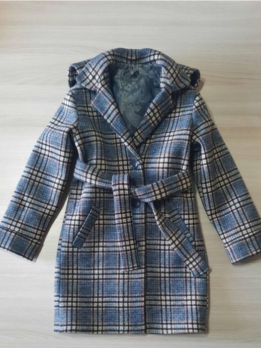 Детское пальто в клетку