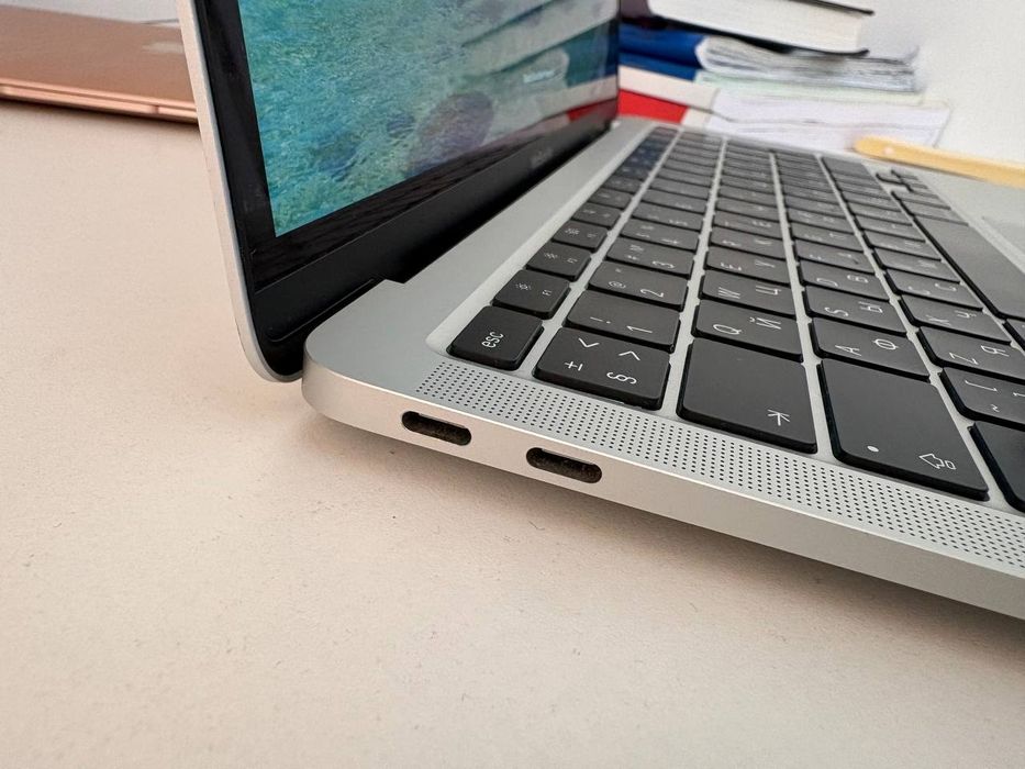 macbook air m1 256gb