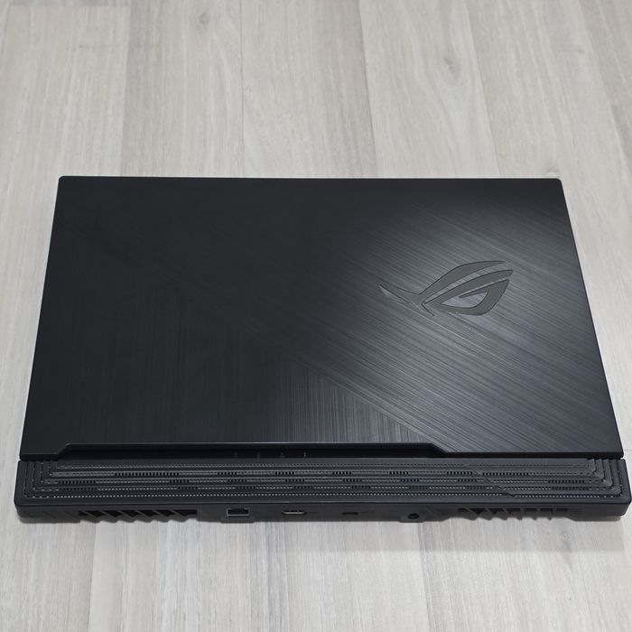 Asus ROG Strix G15 Игровой ноутбук