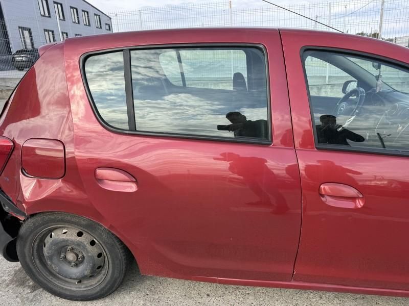 Portiera usa dreapta spate Dacia Sandero 2 Berlina culoare rosie