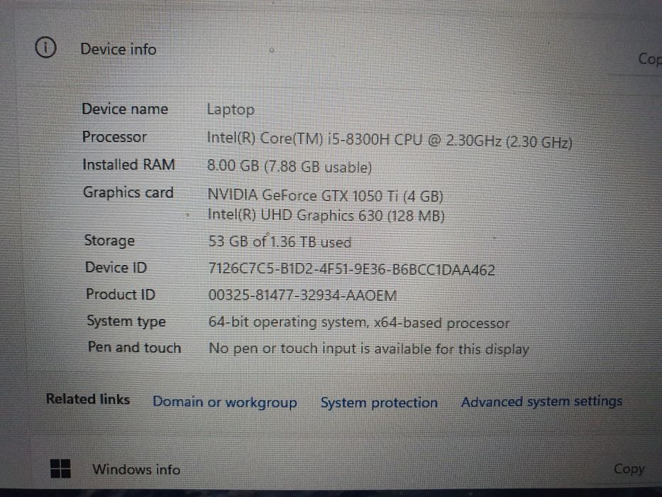 Лаптоп Lenovo Y520