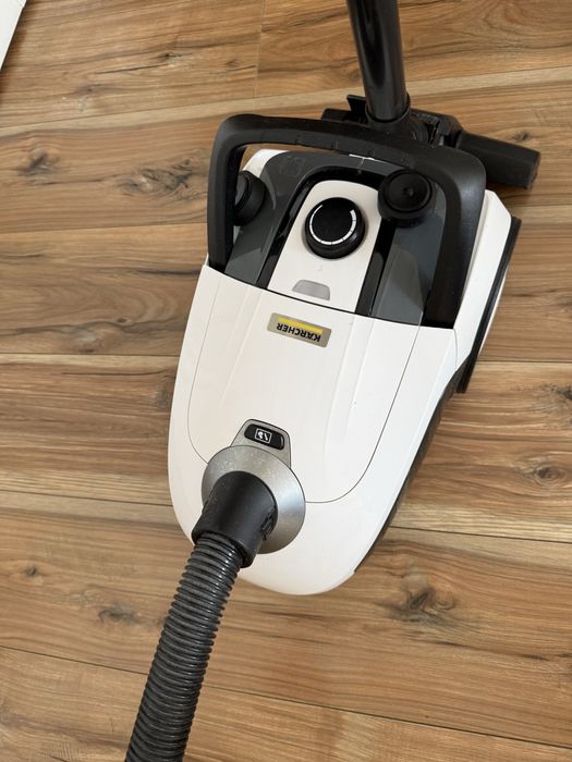 продам пылесос Karcher
