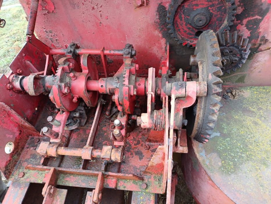 Vând balotietr Belgher