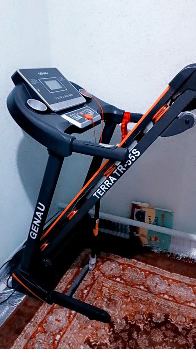 Беговая дорожка,продам срочно