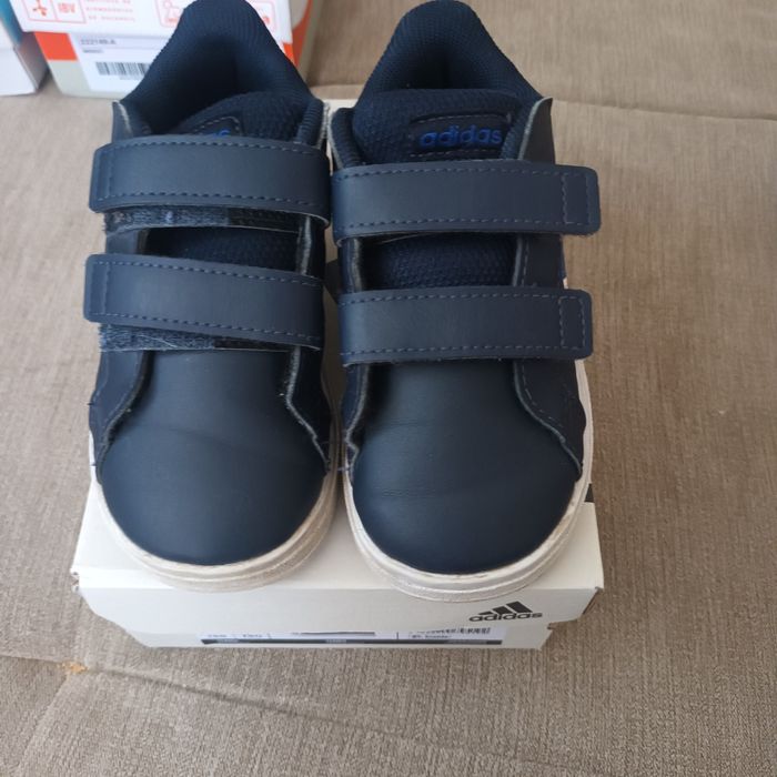 Маратонки и сандали 22, 23 номер