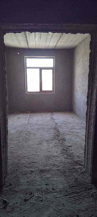 Янги курилган домдан уй сотилади