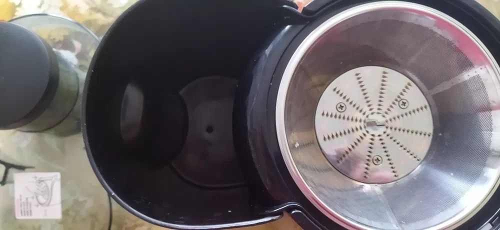 Сокоизтисквачка Roshan