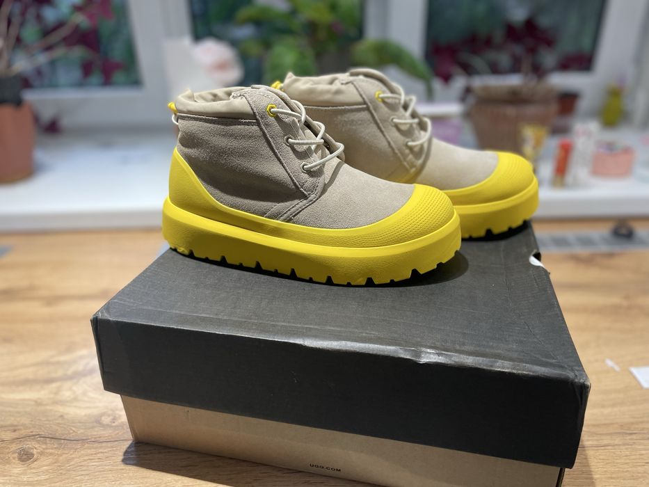 Продам зимнюю обувь UGG оригинал