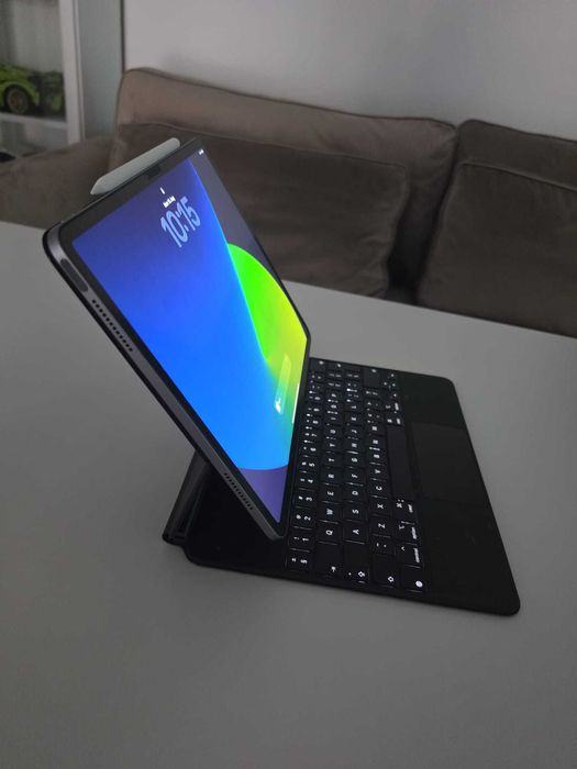 Ipad Air 13" M2 - 256 + Magic Keyboard + Apple Pencil Pro