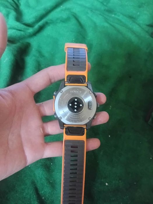 Aqilli soat FENIX 8