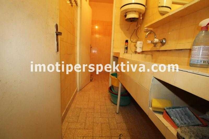 Продава се Тристаен апартамент в Пловдив, Кючук Париж - 86 кв.м за 786 €/кв.м - Снимка #6