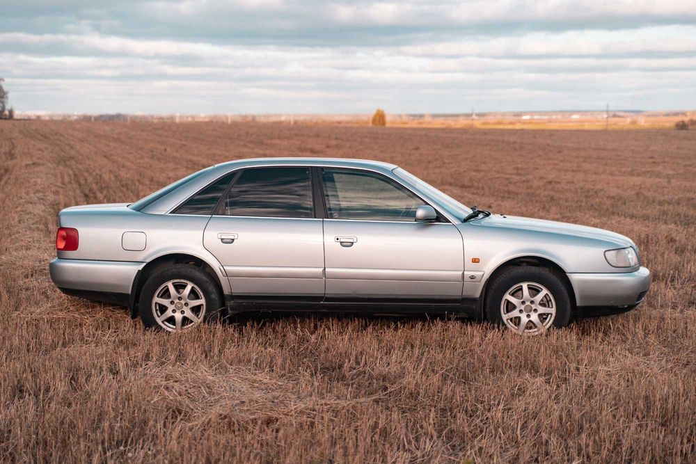 Продам Audi A6 C4 Quattro
